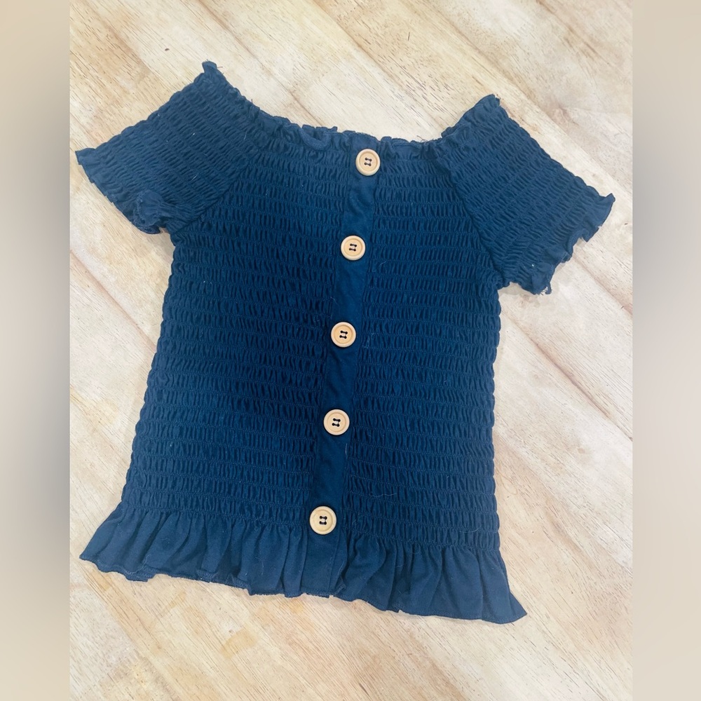 Smocked short sleeved shirt